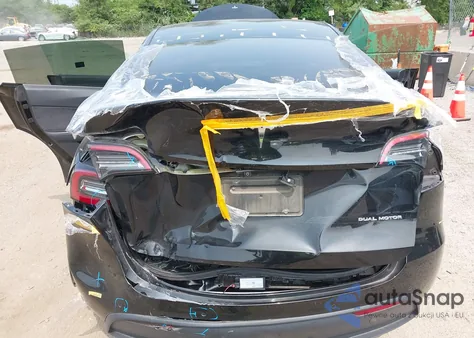2021 Tesla Model Y Long Range Dual Motor All-Wheel Drive from USA, damaged, VIN 5YJYGDEE0MF286465